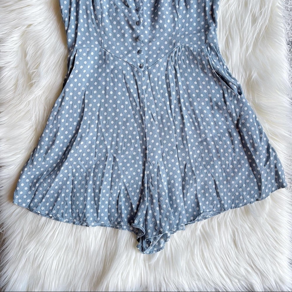 Polka dot halter neck romper - Picture 3 of 5